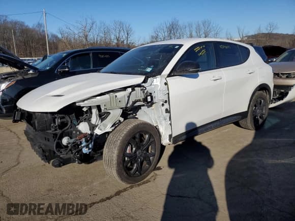 ✅ 2024 Dodge Hornet R/T • VIN: ZACPDFCW0R3A21810 • Lot: 42248845. Listed on Copart with 7,913 mi. Free auction sales archive from the USA and detailed vehicle history report at DreamBid. Image 1.