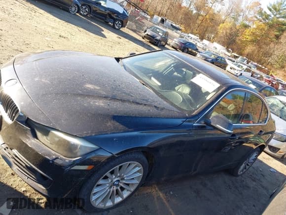 ✅ 2013 BMW 3 Series 328i xDrive • VIN: WBA3B5C55DP539042 • Лот: 43586826. Опубликован ранее на IAAI с пробегом 136 098 миль. Бесплатный доступ к архиву аукционных продаж из США и подробный отчёт об истории автомобиля на DreamBid. Изображение 14.