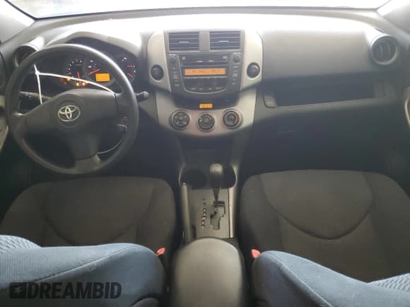 ✅ 2008 Toyota RAV4 Sport • VIN: JTMZD32V886073891 • Lot: 53464685. Listed on Copart with 192,737 mi. Free auction sales archive from the USA and detailed vehicle history report at DreamBid. Image 8.