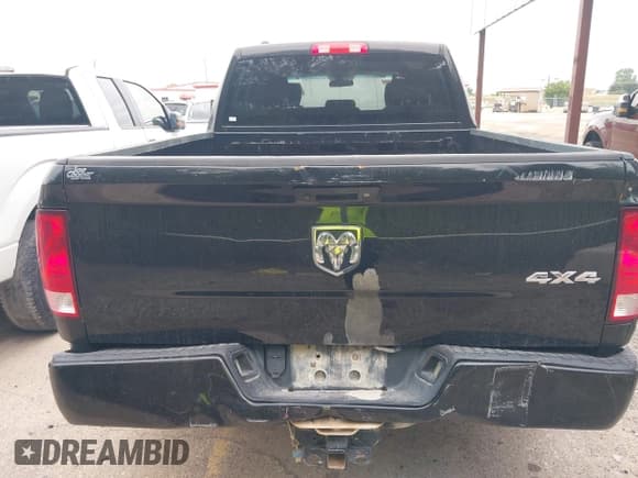 ✅ 2018 Ram 1500 Tradesman • VIN: 1C6RR7FT6JS217833 • Lot: 42948482. Listed on IAAI with 175,578 mi. Free auction sales archive from the USA and detailed vehicle history report at DreamBid. Image 16.