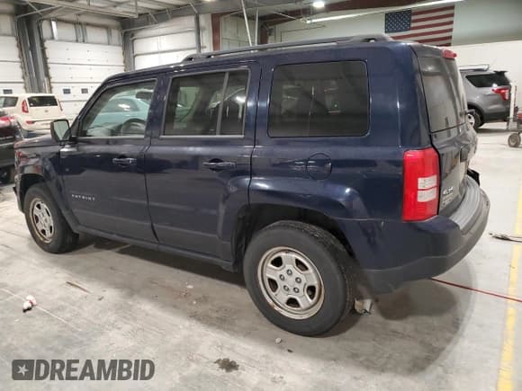 ✅ 2015 Jeep Patriot Altitude • VIN: 1C4NJRBB1FD316448 • Lot: 91993765. Listed on Copart with 105,209 mi. Free auction sales archive from the USA and detailed vehicle history report at DreamBid. Image 2.