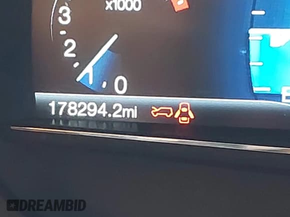 ✅ 2017 Ford Explorer XLT • VIN: 1FM5K7DH9HGC17523 • Lot: 42930672. Listed on IAAI with 178,294 mi. Free auction sales archive from the USA and detailed vehicle history report at DreamBid. Image 15.