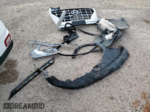 ✅ 2023 Hyundai Venue SEL • VIN: KMHRC8A31PU212779 • Лот: 95169445. Опубликован ранее на Copart с пробегом 57 904 миль. Бесплатный доступ к архиву аукционных продаж из США и подробный отчёт об истории автомобиля на DreamBid. Изображение 13.