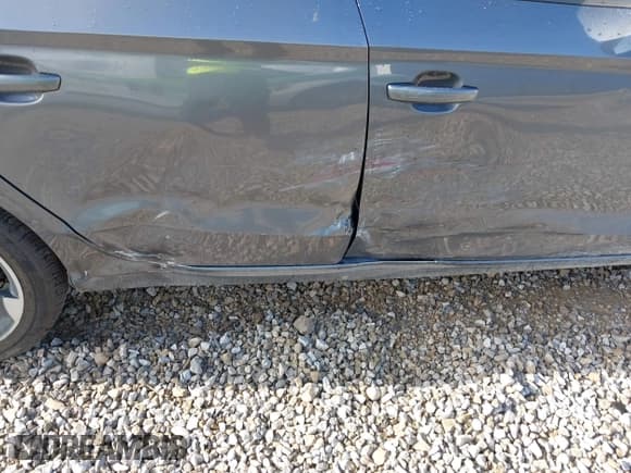 ✅ 2017 Audi A3 Premium • VIN: WAUB8GFF7H1012297 • Lot: 43277627. Listed on IAAI with 122,862 mi. Free auction sales archive from the USA and detailed vehicle history report at DreamBid. Image 18.