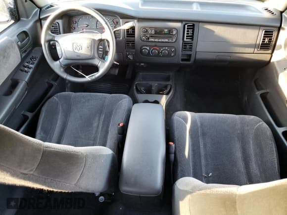 ✅ 2004 Dodge Dakota SLT • VIN: 1D7HG48N84S667470 • Lot: 73598614. Listed on Copart with 141,031 mi. Free auction sales archive from the USA and detailed vehicle history report at DreamBid. Image 8.