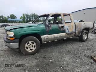 ✅ 2000 Chevrolet Silverado 1500 LS • VIN: 2GCEK19V2Y1196432 • Lot: 64068655. Wystawiony na Copart z przebiegiem Nie podano mil. Skorzystaj z bezpłatnego archiwum sprzedaży aukcyjnych z USA i zobacz szczegółowy raport historii pojazdu na DreamBid. Zdjęcie 1.