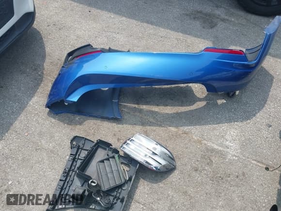 ✅ 2014 BMW 4 Series 435i • VIN: WBA3R1C51EK191663 • Лот: 42905097. Опубликован ранее на IAAI с пробегом 98 719 миль. Бесплатный доступ к архиву аукционных продаж из США и подробный отчёт об истории автомобиля на DreamBid. Изображение 12.