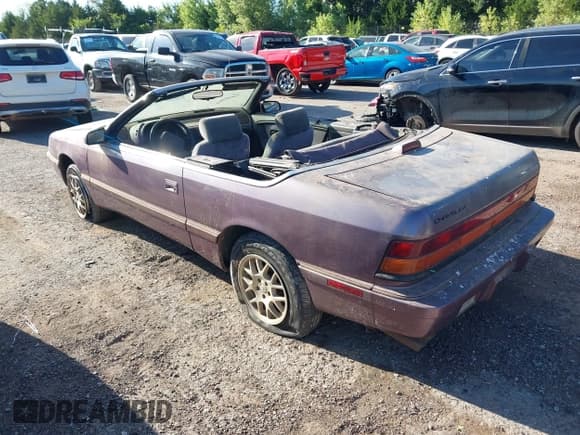 ✅ 1995 Chrysler LeBaron GTC • VIN: 1C3EU4532SF531760 • Lot: 42838644. Listed on IAAI with 138,210 mi. Free auction sales archive from the USA and detailed vehicle history report at DreamBid. Image 3.