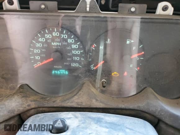 2005 Dodge Neon SE z VIN 1B3ES26C65D158616, wystawiony jako Copart lot #90566665 z przebiegiem 296 496 mil mil oraz Czysty tytuł • Clean title. Historia ofert i sprzedaży dostępna na DreamBid. Obrazek 9.