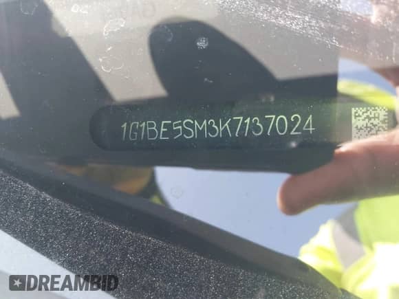 2019 Chevrolet Cruze LT with VIN 1G1BE5SM3K7137024, listed as a IAAI auction lot 43209295 with 90,633 mi miles and . Bid and sale history available at DreamBid. Image 18.