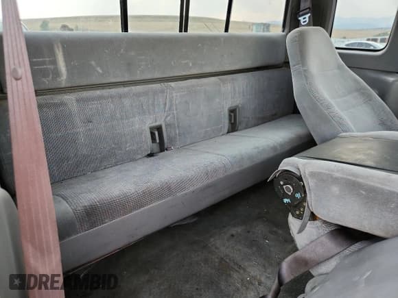 ✅ 1995 Ford F-250 • VIN: 1FTHX26G2SKA09000 • Лот: 69957715. Опубликован ранее на Copart с пробегом Не указан. Бесплатный доступ к архиву аукционных продаж из США и подробный отчёт об истории автомобиля на DreamBid. Изображение 10.