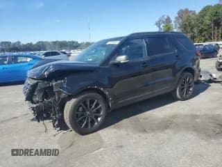 ✅ 2017 Ford Explorer XLT • VIN: 1FM5K7D89HGA20156 • Lot: 89859885. Listed on Copart with 112,091 mi. Free auction sales archive from the USA and detailed vehicle history report at DreamBid. Image 1.