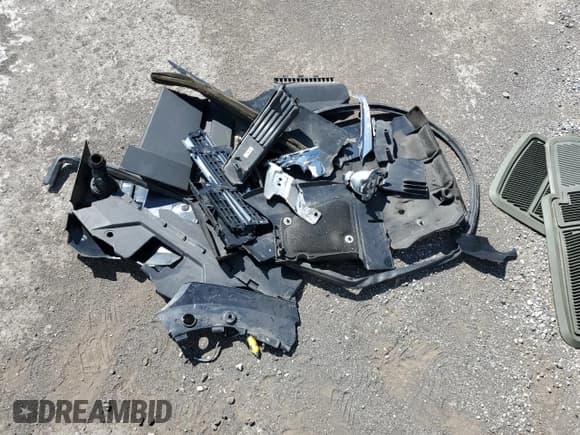 ✅ 2012 Cadillac CTS • VIN: 1G6DA5E59C0131211 • Лот: 70826985. Опубликован ранее на Copart с пробегом Не указан. Бесплатный доступ к архиву аукционных продаж из США и подробный отчёт об истории автомобиля на DreamBid. Изображение 12.