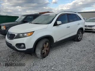 ✅ 2013 Kia Sorento EX • VIN: 5XYKUCA65DG323297 • Lot: 90975965. Listed on Copart with Not provided. Free auction sales archive from the USA and detailed vehicle history report at DreamBid. Image 1.