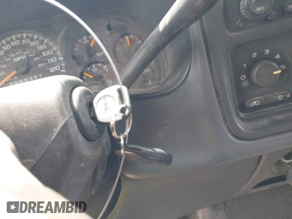 ✅ 2006 GMC Sierra 1500 SLE1 • VIN: 2GTEC13T861219889 • Lot: 41939442. Listed on IAAI with 200,757 mi. Free auction sales archive from the USA and detailed vehicle history report at DreamBid. Image 11.