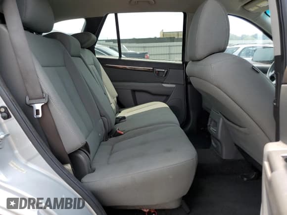 ✅ 2010 Hyundai Santa Fe GLS • VIN: 5NMSG3AB9AH393553 • Лот: 67219345. Опубликован ранее на Copart с пробегом 55 545 миль. Бесплатный доступ к архиву аукционных продаж из США и подробный отчёт об истории автомобиля на DreamBid. Изображение 11.