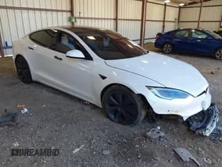 ✅ 2022 Tesla Model S • VIN: 5YJSA1E5XNF491251 • Lot: 42716656. Wystawiony na IAAI z przebiegiem Nie podano. Bezpłatny archiwum sprzedaży aukcyjnych z USA i szczegółowy raport historii pojazdu na DreamBid. Zdjęcie 1.