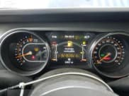 ✅ 2021 Jeep Wrangler Unlimited Sahara Altitude • VIN: 1C4HJXEG7MW728612 • Lot: 45001535. Listed on Copart with 24,027 mi. Free auction sales archive from the USA and detailed vehicle history report at DreamBid. Image 9.