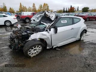 ✅ 2013 Hyundai Veloster Turbo • VIN: KMHTC6AE6DU105394 • Lot: 72088964. Wystawiony na Copart z przebiegiem Nie podano. Bezpłatny archiwum sprzedaży aukcyjnych z USA i szczegółowy raport historii pojazdu na DreamBid. Zdjęcie 1.