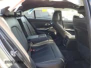 ✅ 2022 BMW 3 Series 330i xDrive • VIN: 3MW5R7J07N8C61526 • Lot: 84838055. Wystawiony na Copart z przebiegiem Nie podano. Bezpłatny archiwum sprzedaży aukcyjnych z USA i szczegółowy raport historii pojazdu na DreamBid. Zdjęcie 10.