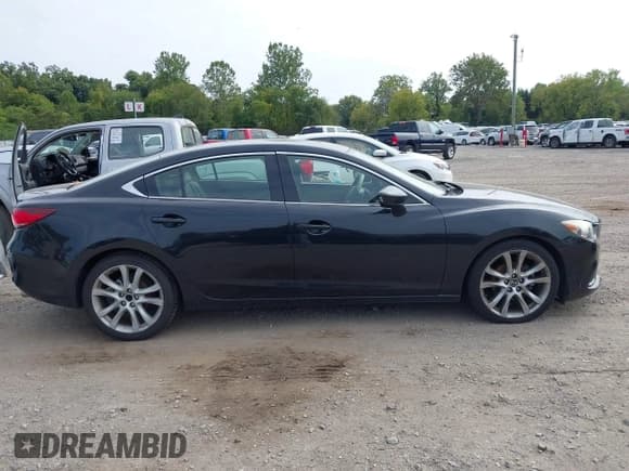 ✅ 2014 Mazda 6 i Grand Touring • VIN: JM1GJ1W63E1158881 • Lot: 43286345. Wystawiony na IAAI z przebiegiem 225 763 mil. Bezpłatny archiwum sprzedaży aukcyjnych z USA i szczegółowy raport historii pojazdu na DreamBid. Zdjęcie 13.