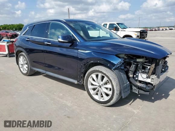 ✅ 2019 Infiniti QX50 Essential • VIN: 3PCAJ5M30KF111736 • Lot: 59360515. Wystawiony na Copart z przebiegiem 34 322 mil. Bezpłatny archiwum sprzedaży aukcyjnych z USA i szczegółowy raport historii pojazdu na DreamBid. Zdjęcie 4.