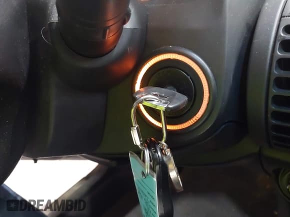 ✅ 2004 Infiniti G35 w/Leather • VIN: JNKCV51F34M704737 • Lot: 43314245. Listed on IAAI with 121,566 mi. Free auction sales archive from the USA and detailed vehicle history report at DreamBid. Image 11.