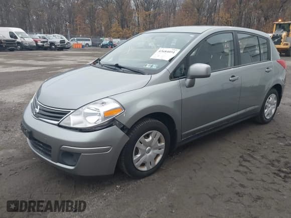 ✅ 2011 Nissan Versa S • VIN: 3N1BC1CP6BL500316 • Lot: 43684051. Listed on IAAI with 71,972 mi. Free auction sales archive from the USA and detailed vehicle history report at DreamBid. Image 2.