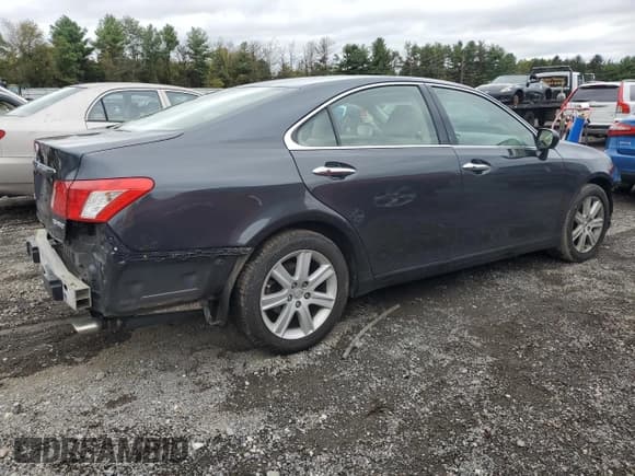 ✅ 2008 Lexus ES 330 • VIN: JTHBJ46G382243530 • Lot: 86452065. Listed on Copart with 240,979 mi. Free auction sales archive from the USA and detailed vehicle history report at DreamBid. Image 3.