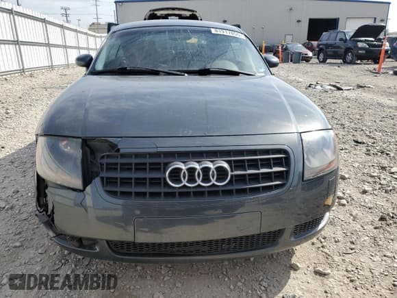 ✅ 2003 Audi TT • VIN: TRUWT28N231012698 • Lot: 81917055. Listed on Copart with 199,493 mi. Free auction sales archive from the USA and detailed vehicle history report at DreamBid. Image 5.