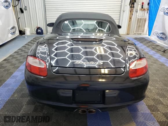 ✅ 2005 Porsche Boxster S • VIN: WP0CB29865S730356 • Lot: 60461315. Wystawiony na Copart z przebiegiem 102 723 mil. Bezpłatny archiwum sprzedaży aukcyjnych z USA i szczegółowy raport historii pojazdu na DreamBid. Zdjęcie 6.