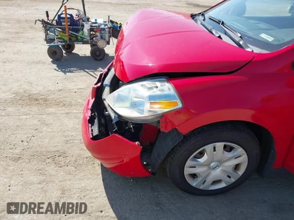 ✅ 2011 Nissan Versa S • VIN: 3N1BC1CP2BL494790 • Lot: 43154144. Wystawiony na IAAI z przebiegiem 65 233 mil. Bezpłatny archiwum sprzedaży aukcyjnych z USA i szczegółowy raport historii pojazdu na DreamBid. Zdjęcie 6.