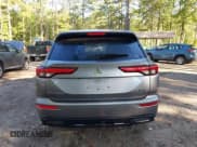 ✅ 2023 Mitsubishi Outlander SE • VIN: JA4J4UA86PZ020886 • Lot: 43242844. Wystawiony na IAAI z przebiegiem 49 805 mil. Bezpłatny archiwum sprzedaży aukcyjnych z USA i szczegółowy raport historii pojazdu na DreamBid. Zdjęcie 16.