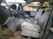 ✅ 2004 Saturn VUE V6 • VIN: 5GZCZ63484S853694 • Lot: 50648575. Wystawiony na Copart z przebiegiem 262 637 mil. Bezpłatny archiwum sprzedaży aukcyjnych z USA i szczegółowy raport historii pojazdu na DreamBid. Zdjęcie 7.