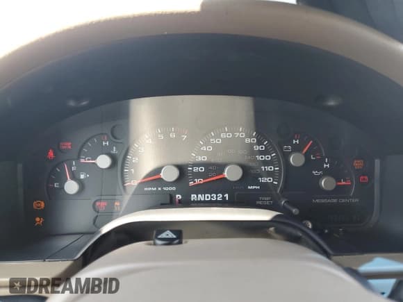 ✅ 2003 Ford Explorer Eddie Bauer • VIN: 1FMZU64W63ZB16067 • Lot: 81526185. Wystawiony na Copart z przebiegiem 197 452 mil. Bezpłatny archiwum sprzedaży aukcyjnych z USA i szczegółowy raport historii pojazdu na DreamBid. Zdjęcie 9.