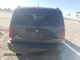 2011 Dodge Nitro Heat с VIN 1D4PU4GK5BW573111, выставлен на аукционе Copart как лот 76626574 с пробегом 228 879 миль миль и Списание • Salvage title. История ставок и продаж доступна на DreamBid. Изображение 6.