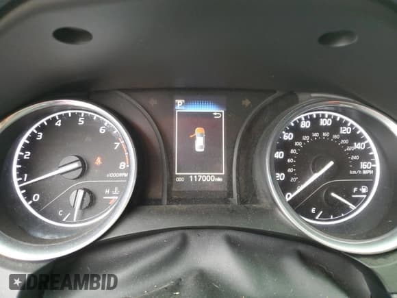 ✅ 2018 Toyota Camry SE • VIN: 4T1B11HK5JU564010 • Lot: 82363535. Wystawiony na Copart z przebiegiem 117 000 mil. Bezpłatny archiwum sprzedaży aukcyjnych z USA i szczegółowy raport historii pojazdu na DreamBid. Zdjęcie 9.