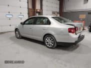 ✅ 2010 Volkswagen Jetta Limited Edition • VIN: 3VWAX7AJ3AM123190 • Lot: 43015100. Listed on IAAI with 182,384 mi. Free auction sales archive from the USA and detailed vehicle history report at DreamBid. Image 3.