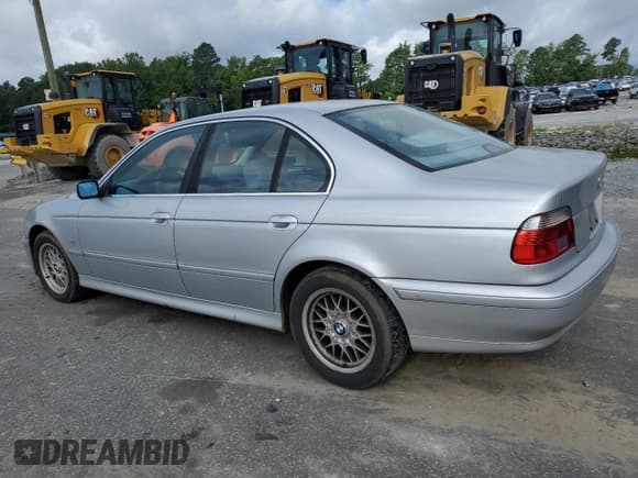 ✅ 2001 BMW 5 Series 525i • VIN: WBADT43441GX21054 • Лот: 64241655. Опубликован ранее на Copart с пробегом 180 756 миль. Бесплатный доступ к архиву аукционных продаж из США и подробный отчёт об истории автомобиля на DreamBid. Изображение 2.