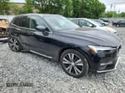 ✅ 2023 Volvo XC60 Plus Bright Theme • VIN: YV4L12RN0P1337886 • Лот: 61824085. Опубликован ранее на Copart с пробегом 40 091 миль. Бесплатный доступ к архиву аукционных продаж из США и подробный отчёт об истории автомобиля на DreamBid. Изображение 4.