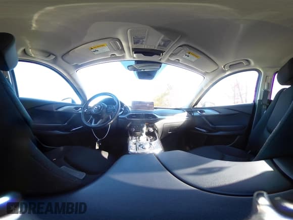 ✅ 2022 Mazda CX-9 Sport • VIN: JM3TCBBY0N0601507 • Lot: 43484543. Wystawiony na IAAI z przebiegiem 26 106 mil. Bezpłatny archiwum sprzedaży aukcyjnych z USA i szczegółowy raport historii pojazdu na DreamBid. Zdjęcie 18.