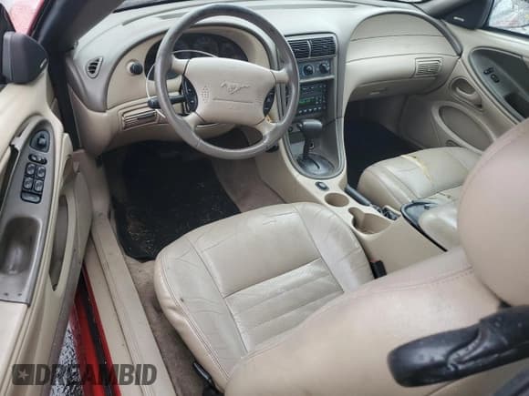 ✅ 2001 Ford Mustang GT Deluxe • VIN: 1FAFP45X71F258331 • Lot: 49202495. Listed on Copart with 136,968 mi. Free auction sales archive from the USA and detailed vehicle history report at DreamBid. Image 8.