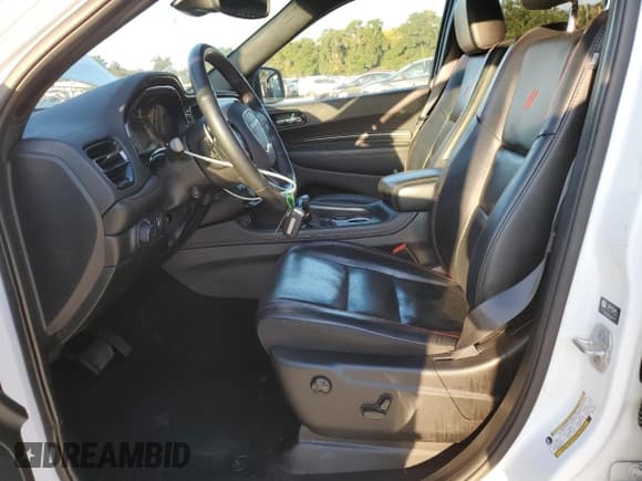 ✅ 2024 Dodge Durango GT Plus • VIN: 1C4RDHDG4RC118694 • Lot: 89638375. Wystawiony na Copart z przebiegiem 40 240 mil. Bezpłatny archiwum sprzedaży aukcyjnych z USA i szczegółowy raport historii pojazdu na DreamBid. Zdjęcie 7.