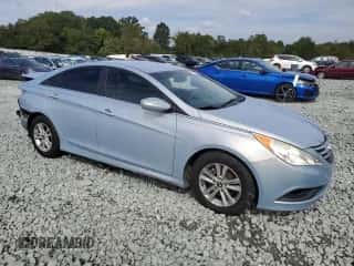 2014 Hyundai Sonata GLS z VIN 5NPEB4AC8EH886918, wystawiony jako Copart lot #84795015 z przebiegiem 133 886 mil mil oraz Szkoda całkowita • Salvage title. Historia ofert i sprzedaży dostępna na DreamBid. Obrazek 4.