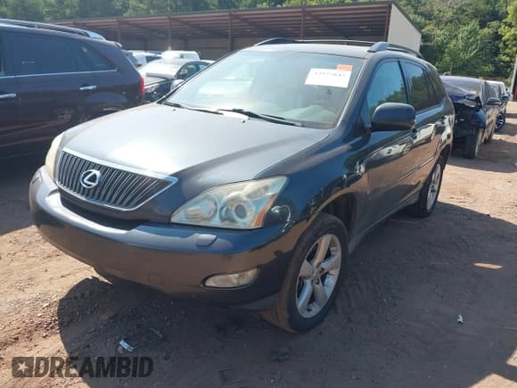 ✅ 2006 Lexus RX 330 • VIN: 2T2HA31U56C097872 • Лот: 42925845. Опубликован ранее на IAAI с пробегом 255 268 миль. Бесплатный доступ к архиву аукционных продаж из США и подробный отчёт об истории автомобиля на DreamBid. Изображение 17.