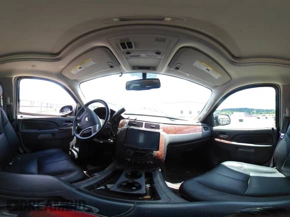 2014 Chevrolet Suburban LT with VIN 1GNSKJE77ER233057, listed as a IAAI auction lot 42696074 with 151,658 mi miles and . Bid and sale history available at DreamBid. Image 22.