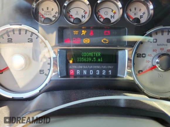 ✅ 2008 Ford F-250 XL • VIN: 1FTSW21R98EA72510 • Lot: 81579615. Wystawiony na Copart z przebiegiem 335 639 mil. Bezpłatny archiwum sprzedaży aukcyjnych z USA i szczegółowy raport historii pojazdu na DreamBid. Zdjęcie 9.