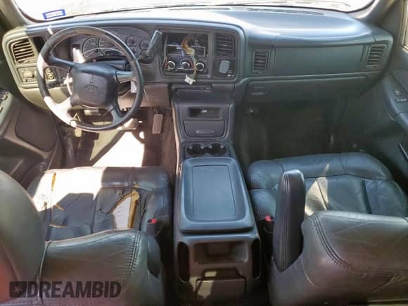 2001 Chevrolet Silverado 1500 LT z VIN 2GCEC19T511134332, wystawiony jako Copart lot #66184995 z przebiegiem 319 523 mil mil oraz Szkoda całkowita • Salvage title. Historia ofert i sprzedaży dostępna na DreamBid. Obrazek 8.