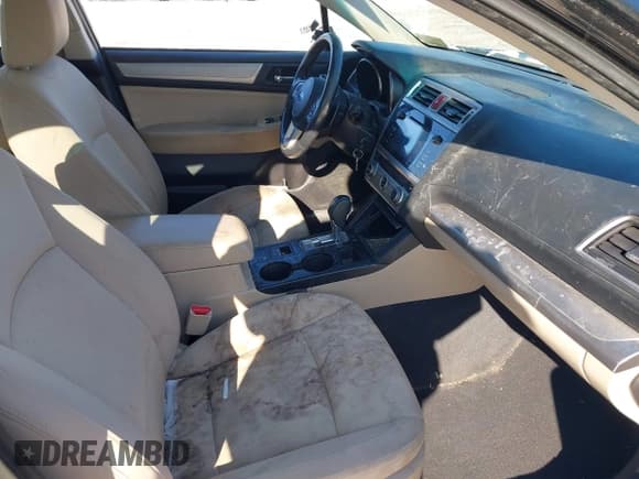 ✅ 2017 Subaru Legacy Premium • VIN: 4S3BNAC66H3038519 • Лот: 41386604. Опубликован ранее на IAAI с пробегом 218 275 миль. Бесплатный доступ к архиву аукционных продаж из США и подробный отчёт об истории автомобиля на DreamBid. Изображение 5.