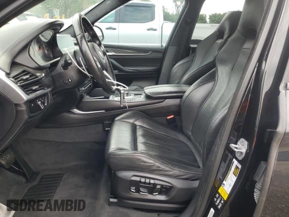 ✅ 2016 BMW X5 M • VIN: 5YMKT6C56G0R78370 • Лот: 64634225. Опубликован ранее на Copart с пробегом 117 995 миль. Бесплатный доступ к архиву аукционных продаж из США и подробный отчёт об истории автомобиля на DreamBid. Изображение 7.